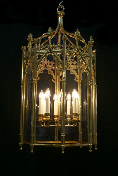 Gothic style lantern